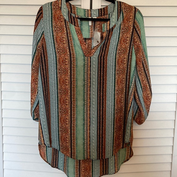 NWT Cato Long Sleeve Print Top - Picture 1 of 4